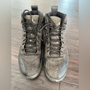 Air Jordan 12 gray wool, 13